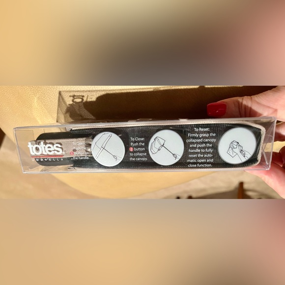 Totes Umbrella - Picture 4 of 4